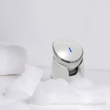 Thermal facial cleansing and massage brush